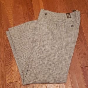 NWT Limited Cassidy Size 10